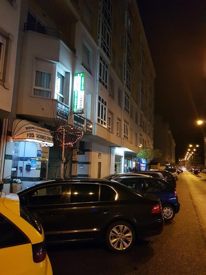 Hostal Ponte Dos Santos Ribadeo Dış mekan fotoğraf